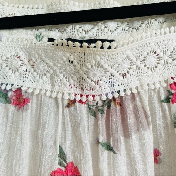 Zac & Rachel floral bell sleeve blouse size S boho flowy prairie feminine top - Picture 4 of 9